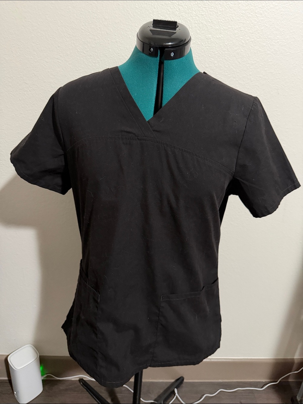 Scrubstar black vneck short sleeve shirt
